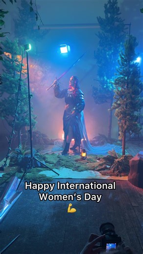 Send this to a badass lady knight in your life 💪⚔️👑 From a shoot with @Olivia Edvalson #happyinternationalwomensday #internationalwomensday #crownedcrew