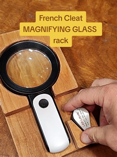 French cleat MAGNIFYING GLASS rack #frenchcleat #magnifyingglass #tools #oldeyes #glasses