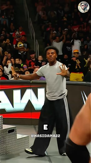 LOGAN PAUL ĐẨY ISHOWSPEED VÀO LA KNIGHT VÀ CÁI KẾT 😳 @WWE (IG)