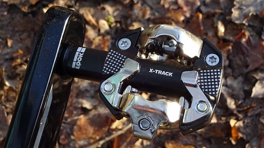 Look X-Track gravel pedals review - slightly wider platform boosts stability, compared to Shimano's M520 pedals