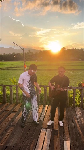 #อกหักแต่บอกเมียบ่าได้ #อ้ายอาม #ปู่จ๋านลองไมค์ #เพลงดัง #เชียงราย