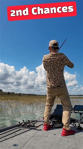 Deadly Swim Jig Trick for Shallow Fish! #fishing