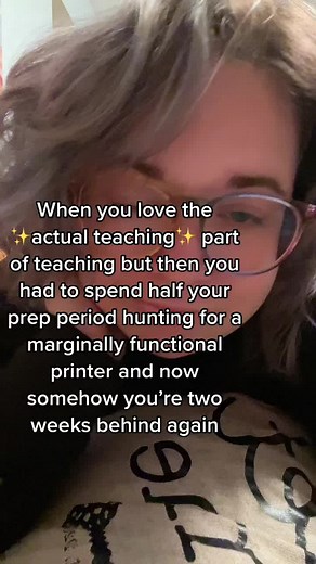 It’s almost like teachers could maybe actually just work their contract hours if they had systemic support and didn’t have to spend so much time trying to fix basic things #teacher #teachersoftiktok #teachertired #supportteachers