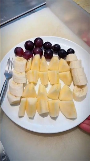 Beautiful Apple & Banana Fruit Carving Ideas for Beginners4.Creative Apple and Banana Carving Art |
