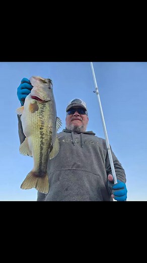 Kansas Bass and Crappie #fish #fishing #fishinglife #fishingislife #winning #bassfishing #crappiefishing #boat #bassproshop Bass Pro Shops Cabela's Cabela's, Wichita, KS | Frank Haidusek