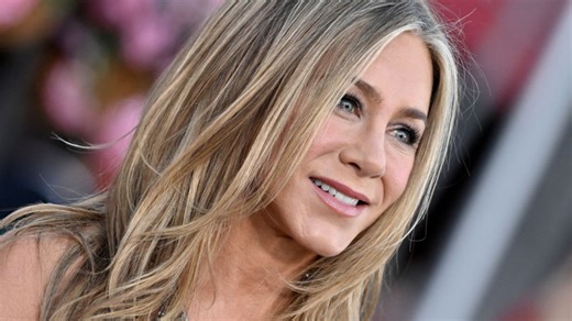 See All of Jennifer Aniston’s Hairstyles From the ‘90s to Now