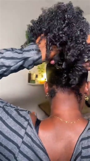 Quick Installation Of Our Claw Clips Easy Puff™ #puff #ponytail #quickhairstyle