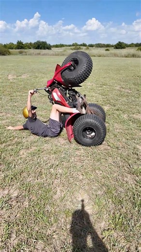 First Ride! Cheap 3-Wheeler 🛵 #junkyard #atc #honda #abandoned #forgotten #junkyardjack #rancherokid #cleftstrong | Speed Bump Garage