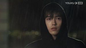 🥹The male god's life was ruined by Cinderella's mother, but he fell in love with Cinderella helplessly! 男神的人生被灰姑娘妈妈毁掉，但是他还是爱上了灰姑娘！ #LighterandPrincess #点燃我温暖你 #陈飞宇 #张婧仪 | 飞鸟影视