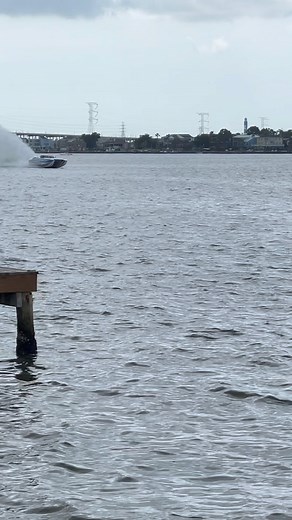 PREDATOR III — pass # 2 @skater388 @pattylrich_ @texasoutlawchallenge | Speedboat Magazine