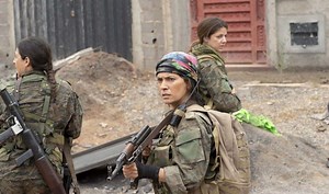 Red Snake, Maya Sansa: “Le combattenti curde sono la principale barriera al nostro nemico, l'ISIS”