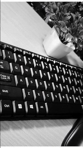 "🚀 Unboxing the Ultimate Budget Tech! Logitech MK220: Wireless Keyboard and Mouse Combo Review"