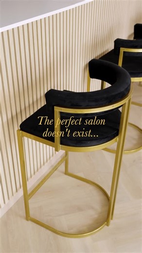 Daniel Craig Hair Salon Oakville Blonde and Balayage specialist on Instagram: "The perfect salon doesn’t exist… 👀 Oh wait, yes it does 😉 #oakville #oakvillehairsalon #torontohair #hair #hairsalon #lux"