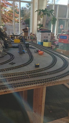 They are putting the train set together at LMC | Dan Williams