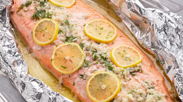 Easy 5 Ingredient Baked Salmon