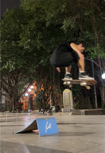 Cảnh Nguyễn #fyp #xuot #skate #skateboarding #justforfun