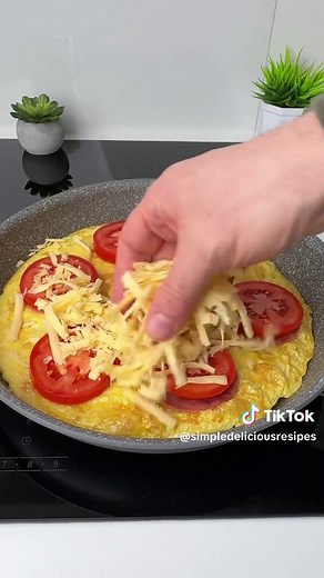 #VNVideoEditor HOW TO MAKE THE BEST BREAD AND EGG BREAKFAST. INGREDIENTS: ●Vegetable oil - 1 tbsp. ●Bread slices - 2 pcs. ●Eggs - 4 pcs. ●Salt - 1/2 tsp ●Salami or ham - 6 slices (30-40 g) ●Tomato - 1 pc. ●Grated mozzarella cheese - 150 g ●It's incredibly delicious and very simple!!!● Bon appetit! The recipe in your language is available in the description, 💖🇺🇦🇵🇱🇩🇪🇺🇸🇫🇰🇪🇸🇵🇹🇮🇹🇷🇴 🇷🇸🇭🇷🇱🇻🇸🇮🇨🇿🇫🇮🇸🇪🇩🇰🇳🇴 🇯🇵 🇬🇷 🇮🇱🇰🇿🇰🇬🇱🇻🇹🇼 🇵🇪 🇦🇷 🇨🇱 🇻🇪 🇹🇭 🇧🇷 #eg