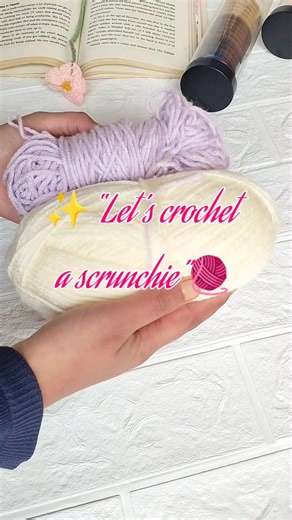 😍🧶Crochet Scrunchie in 10 Minutes | Beginner Friendly #crochet #viral #shorts