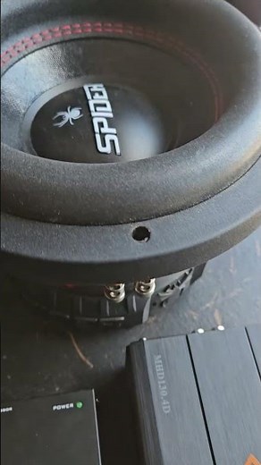 How to use a 4-channel amplifier for a subwoofer? #caraudio #amplifier #cars