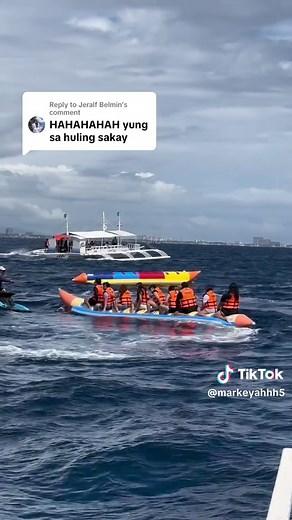 Funny Banana Boat Moments That Will Make You Laugh