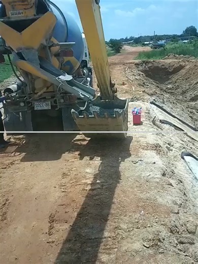 Video của ideas_fox (@ideas_fox) với bản nhạc Rainfall on a Quiet Pavilion - Brain.g