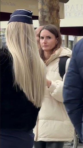 #stewardesslife #cabincrewjobs #fashionevent #fashionshow #fashionweek