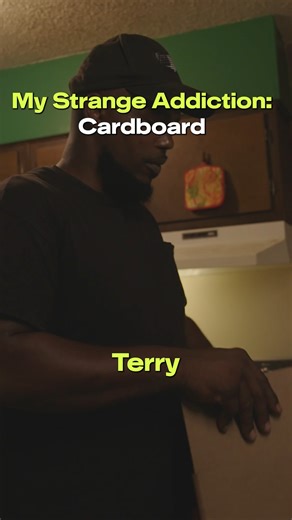 Eating box? 📦 #MyStrangeAddiction Wednesdays 9P. | TLC