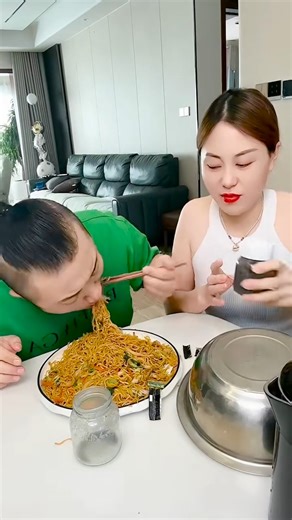 I’m sorry, husband—this is just how our daily couple life goes 🤭😂 | Daily Couple Videos