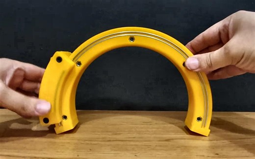 [Eros Nicolau] 3D打印曲线线轨？