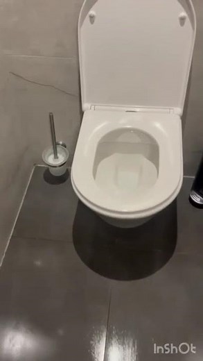 Schoonmaken sanitair door Schoonmaakbedrijf Amsterdam Schoonpand voor en na