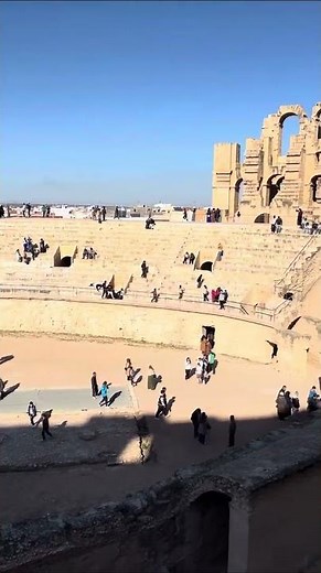 Exploring, El Jem, Tunisia, Tunisie Voyages from Michelle T. 🇹🇳