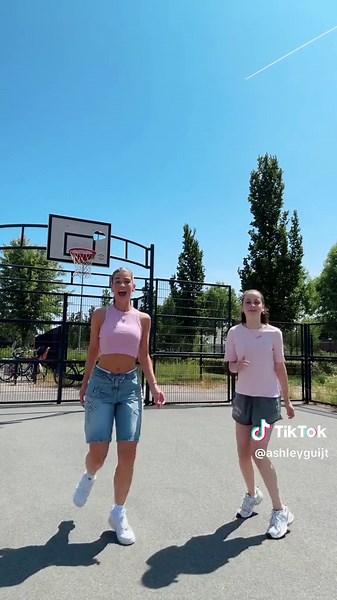 🕺🏻🕺🏻🕺🏻 #shuffle #shuffledance // dc: @lotte