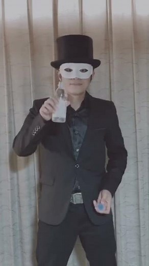 風船を食べるマジックやり方解説動画の紹介【風船マジック/大道芸/風船飲み/宴会芸/危険技】 #Shorts