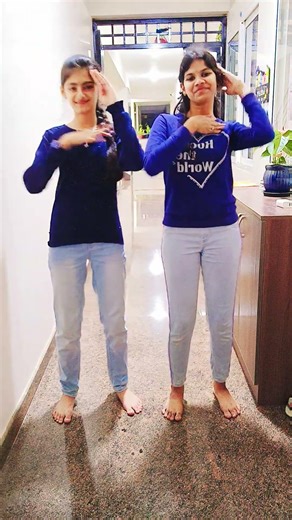 Karl wine tus besis # #live music #music #love #song ✨💥🧡💛🧡