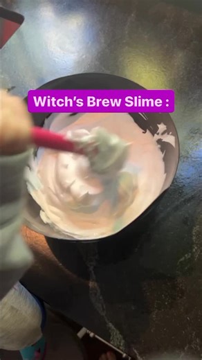 4 comments | This is our fav slime recipe! 慄‍♀️perfect with a seasonal twist #sensoryplay | Domino & Juliette | Facebook