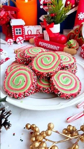 Crunchy Christmas Pinwheel Cookies 🎄⛄️✨