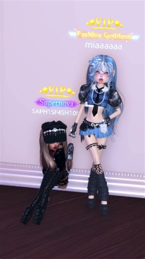 fashion goddess and supernova recreating everskies outfits in dress to impress #dresstoimpress #dti