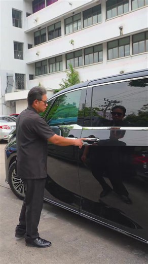 พี่เบียร์คอนเฟิร์ม! เลขสวย มงคล ยืนหนึ่งบนถนน อยากได้ทะเบียนจึ้ง ๆ แบบนี้ เตรียมตัวให้พร้อม! 🗓 หมวดอักษรพิเศษ 4ขข : 4-5 เมษานี้ ณ อิมแพ็ค เอ็กซิบิชั่น เซ็นเตอร์ เมืองทองธานี ห้องแอมเบอร์ 1 🗓 ป้ายลักษณะพิเศษ : 18 เมษานี้ ณ กรมการขนส่งทางบก อาคาร 6 ชั้น 7 ประมูลง่าย ๆ เว็บไซต์ www.tabienrod.com วางหลักประกันก็ร่วมได้เลย #มหัศจรรย์4ขขทะเบียนดีมหานคร #4ขข #กปถ