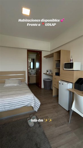 🩶 habitaciones disponibles 🩶 ✨ vive cómodo, seguro y con todo incluido ✨ renta tu habitación individual o compartida y olvídate de pagar servicios extra 🏡 ✅ agua, luz y gas incluidos ✅ internet dedicado para todo el edificio ✅ estacionamiento techado ✅ gimnasio ✅ sala de estudio y salas de juego ✅ cancha de fútbol ✅ estación para bicicletas ✅ cama matrimonial o litera ✅ baño propio ✅ escritorio con silla y closet ✅ frigobar y microondas ✅ cocina - cafetería ✅ limpieza 2 veces por semana ✅ seg