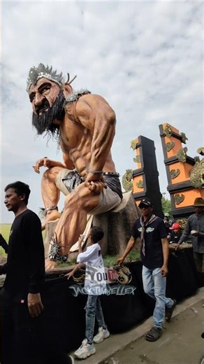 Ogoh Ogoh Babad Alas Dermayu Gadingan Juara 1
