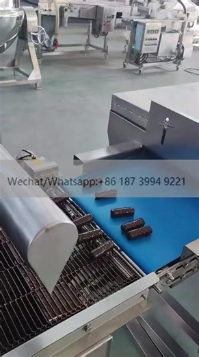 巧克力涂层机Automatic Belt Chocolate Enrobing Making Chocolate Temper Machine /Enrober with Cooling Tunnel