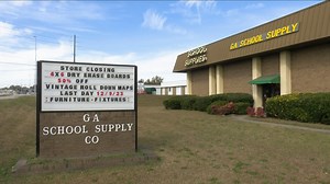'We're an icon' | After 55 years, Macon's only school supply store to close