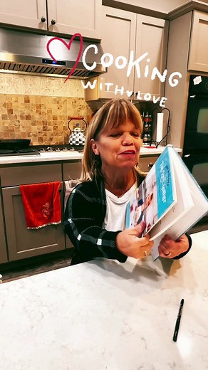 From my cookbook, Eat, Love, Gather Chicken with Parmesan Breadcrumbs, Fettuccine Alfredo and for a sweet finish Ginger Molasses Cookies. It’s all about bringing love and warmth to the table 🎄🥰 cookbook link in the bio 🍛 ##cooking##cookbook##amyroloff