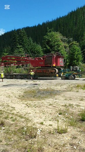 20K views · 378 reactions | Big YARDER on the move This one was a little challenging but job done with no trouble #truckerlife #nztrucking #TruckStory #heavyequipment #bestoftheday #kenworthtrucks #logging #bigjobsnoproblem | That Trucker Nemo | Facebook