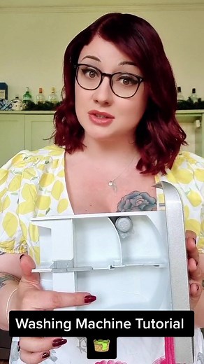 I did this wrong for years 🤯 #stainremoval #cleantok #kitchentok #laundrytok #washingmachine