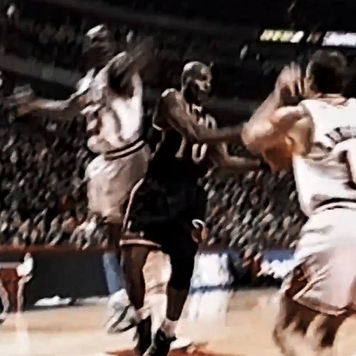 18K views · 2.9K reactions | Call out those ‘90s defenders that Tim Hardaway, Sr. left in need of a map 來⁣ | Miami Heat | Facebook