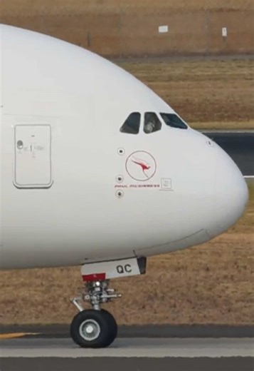 Exploring the Airbus A380 with Qantas