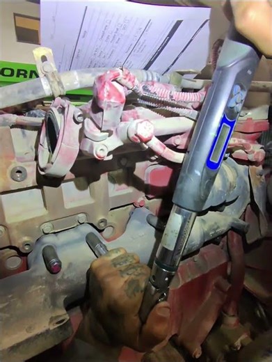 Kenworth W900 Exhaust Manifold Installation | Heavy Equipment ASMR