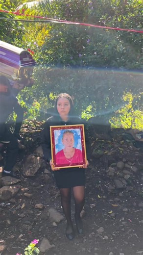 Funeral en honor a la Sra. María Cruz Hernández Gámez