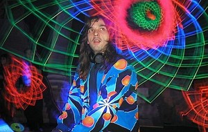 Remote Viewing (feat. Sharlo) - Talamasca - LETRAS.COM